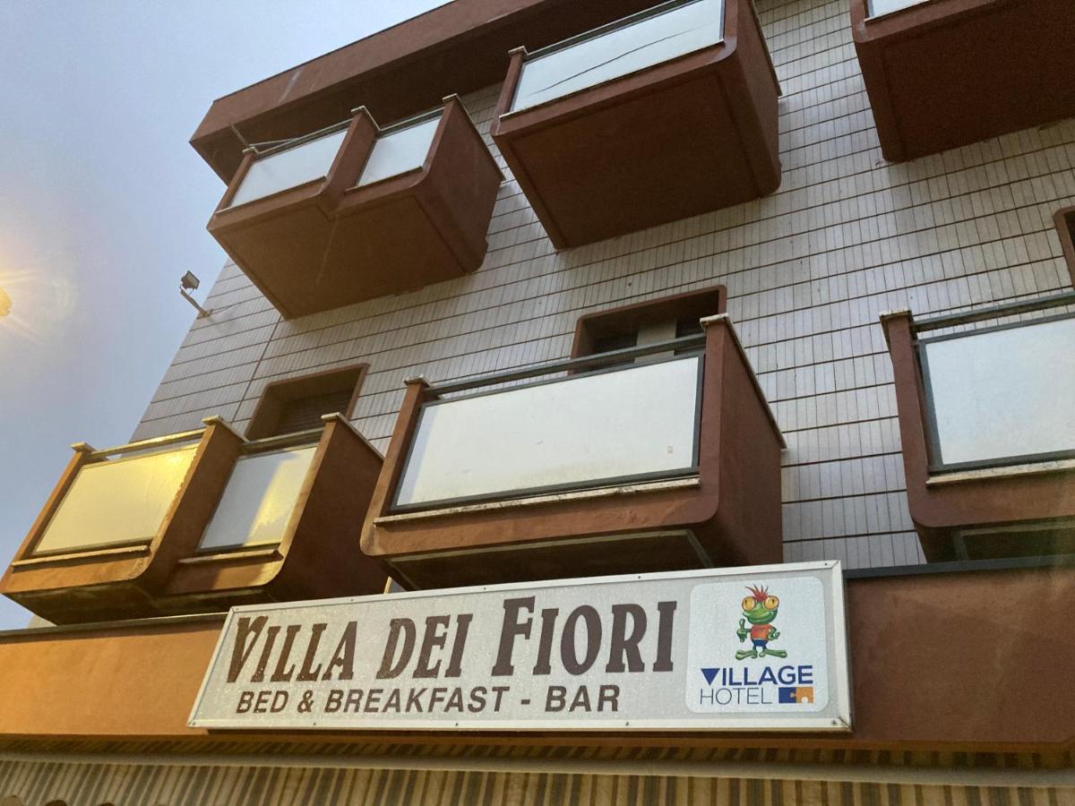 Hotel Villa Dei Fiori بيلاريا-إيجيا مارينا المظهر الخارجي الصورة