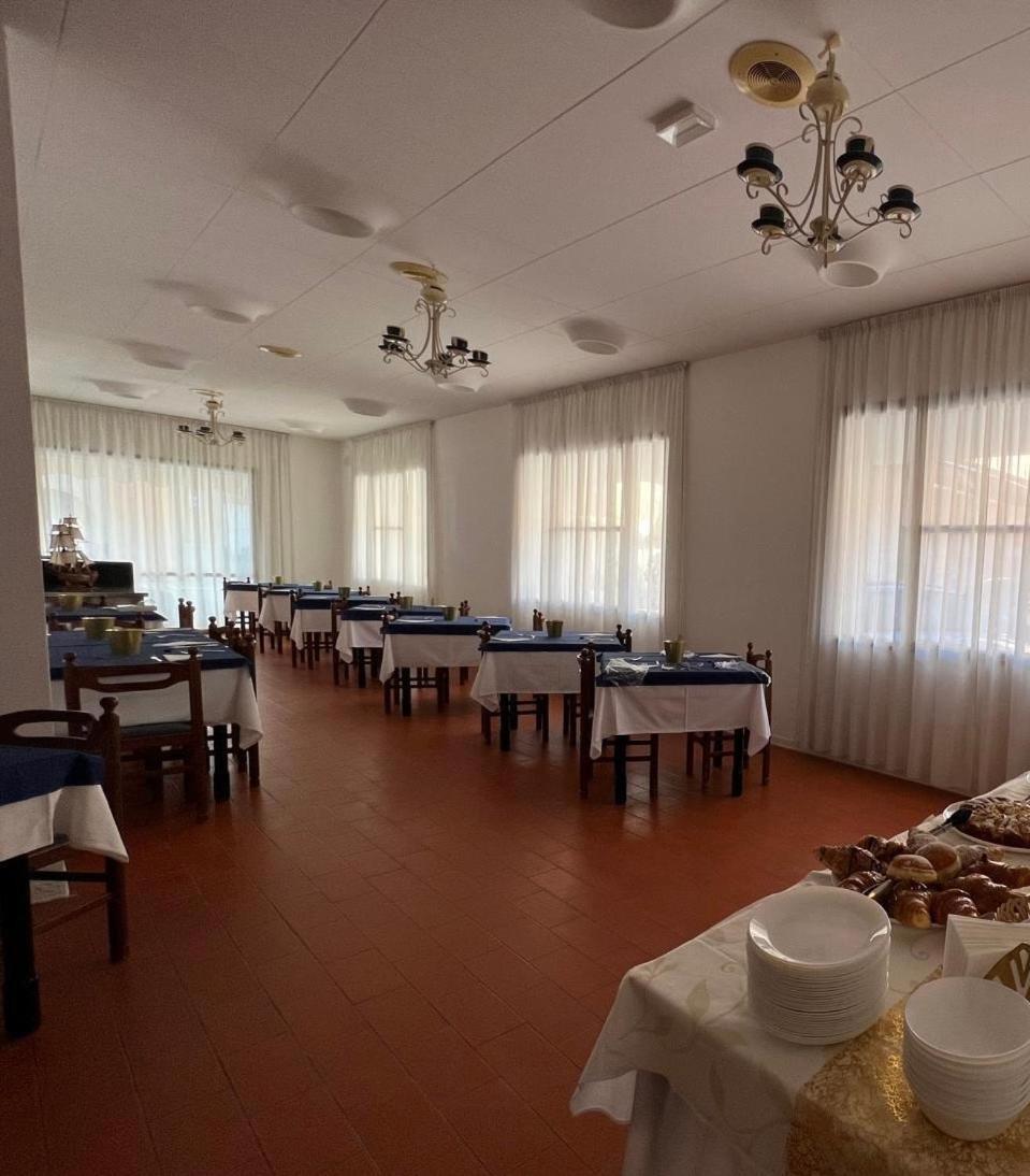 Hotel Villa Dei Fiori بيلاريا-إيجيا مارينا المظهر الخارجي الصورة