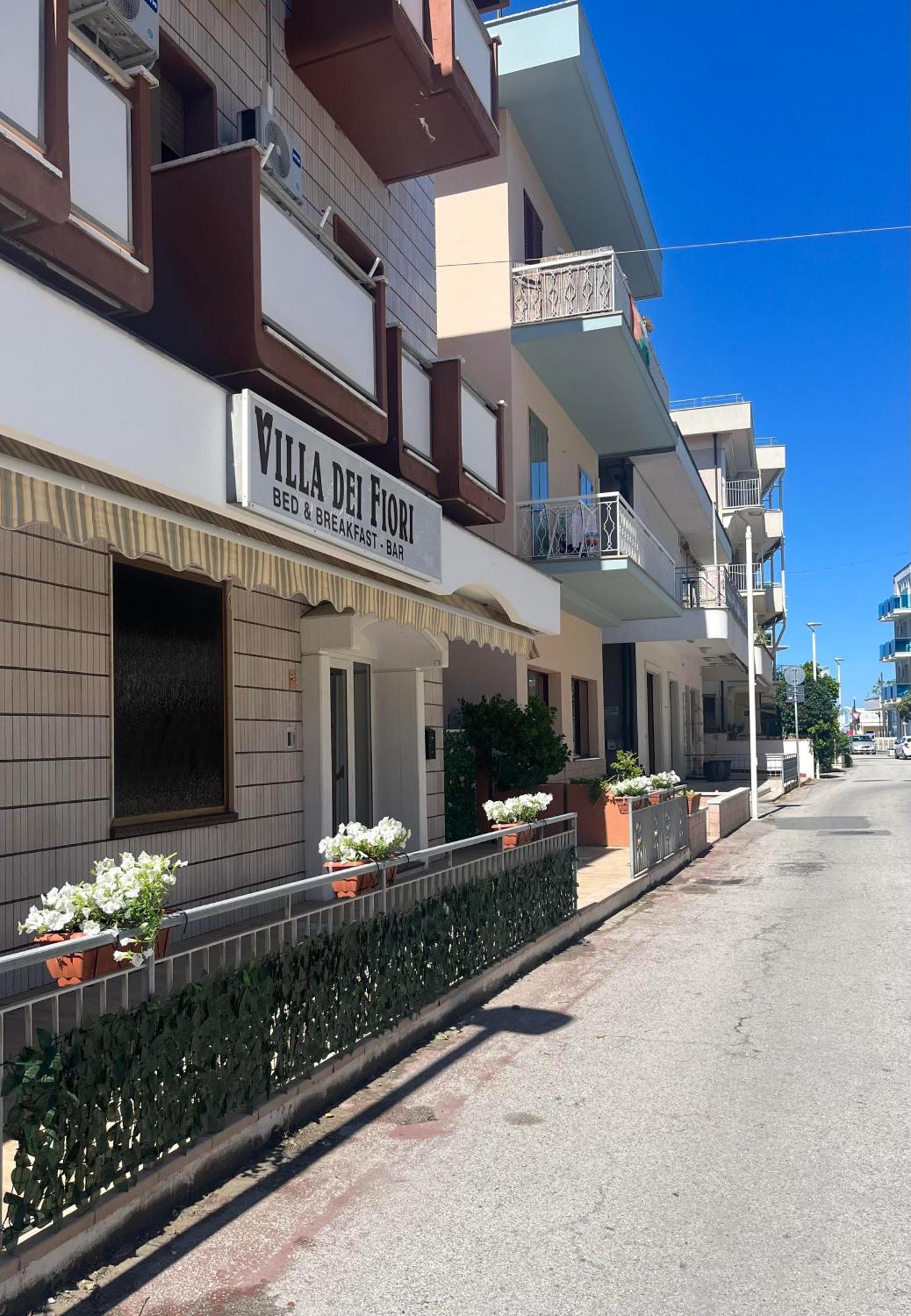 Hotel Villa Dei Fiori بيلاريا-إيجيا مارينا المظهر الخارجي الصورة